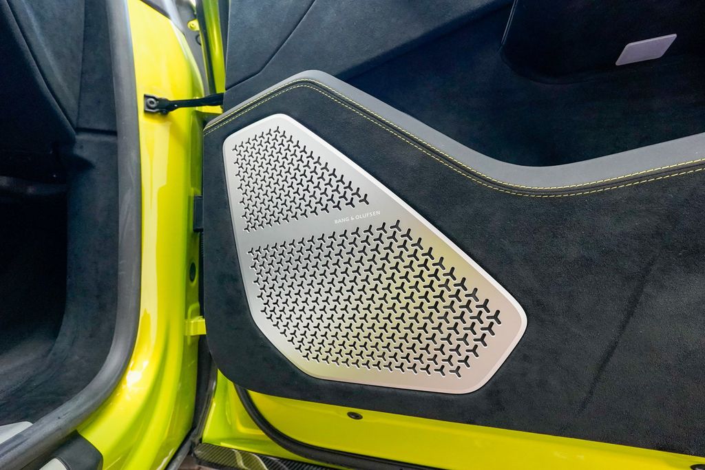 2023 Lamborghini Urus Performante AWD - 22986544 - 87