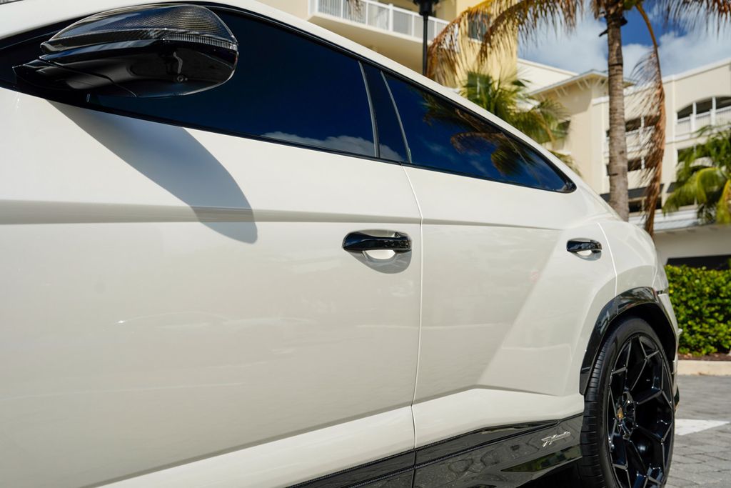 2023 Lamborghini Urus Performante AWD - 22993251 - 10