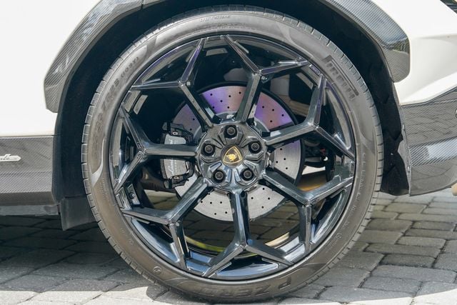 2023 Lamborghini Urus Performante AWD - 22993251 - 16