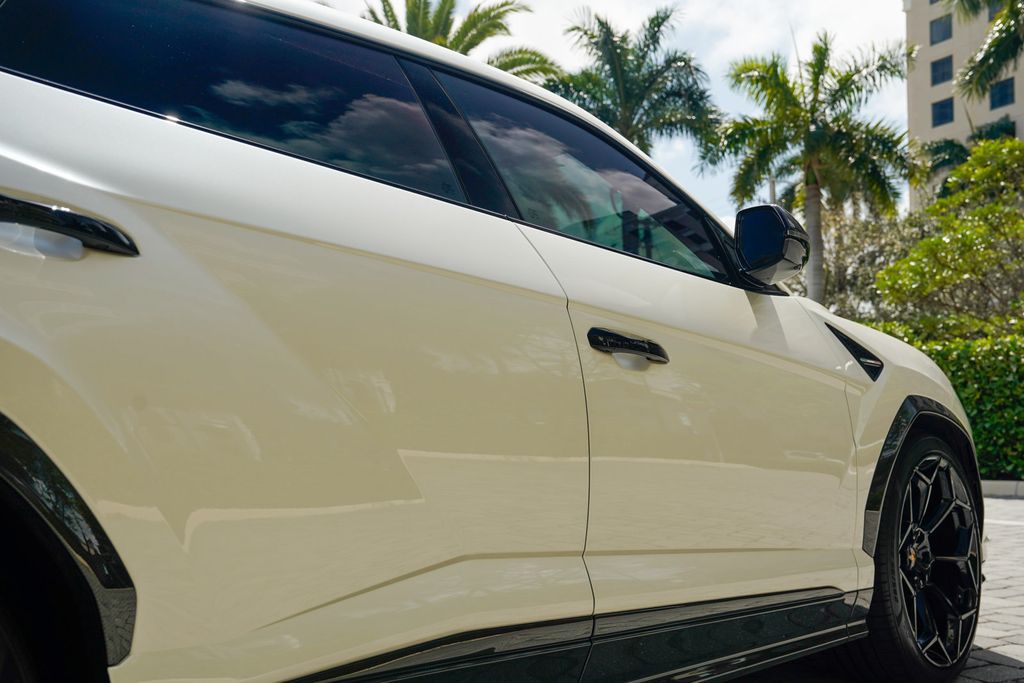 2023 Lamborghini Urus Performante AWD - 22993251 - 28