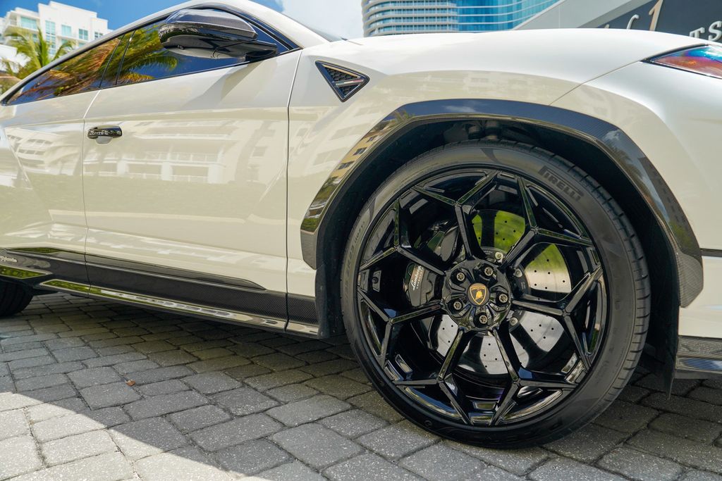 2023 Lamborghini Urus Performante AWD - 22993251 - 35