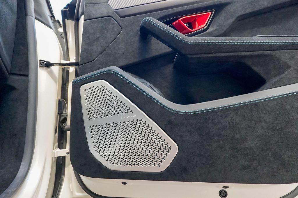 2023 Lamborghini Urus Performante AWD - 22993251 - 86