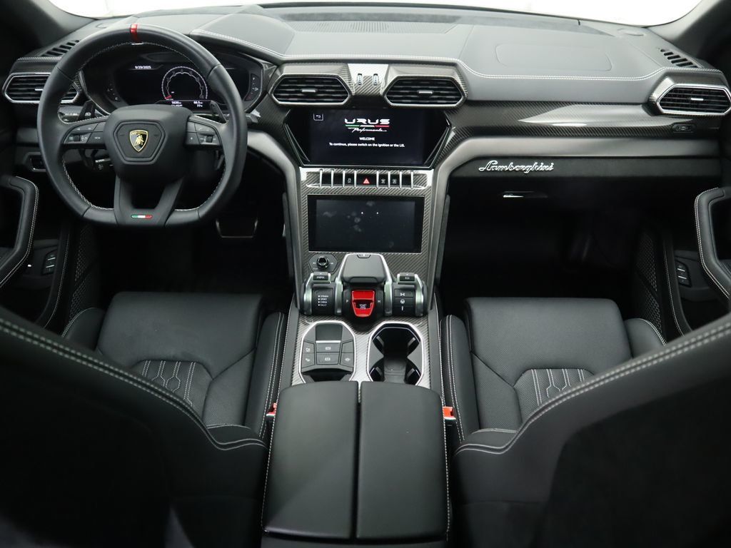 2023 Lamborghini Urus Performante photo 13