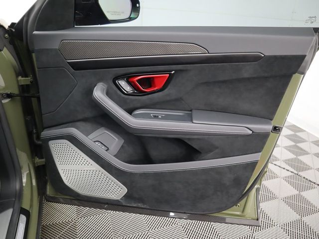 2023 Lamborghini Urus Performante AWD - 22922833 - 25