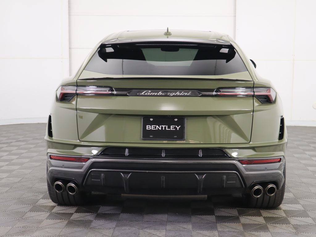 2023 Lamborghini Urus Performante photo 6