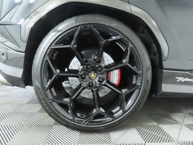 2023 Lamborghini Urus Performante AWD - 22928640 - 32