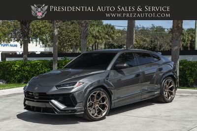 2023 Lamborghini Urus