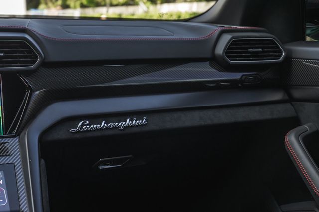 2023 Lamborghini Urus Performante AWD - 22993143 - 26