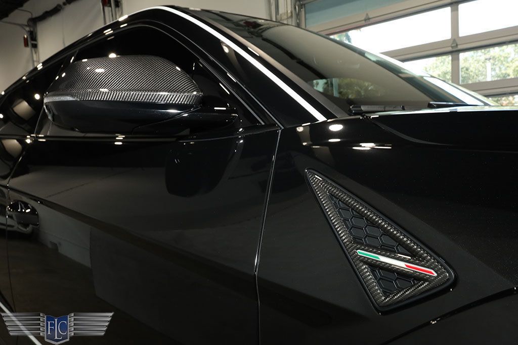 2023 Lamborghini Urus Performante AWD Essenza SCV12 - 22954782 - 11