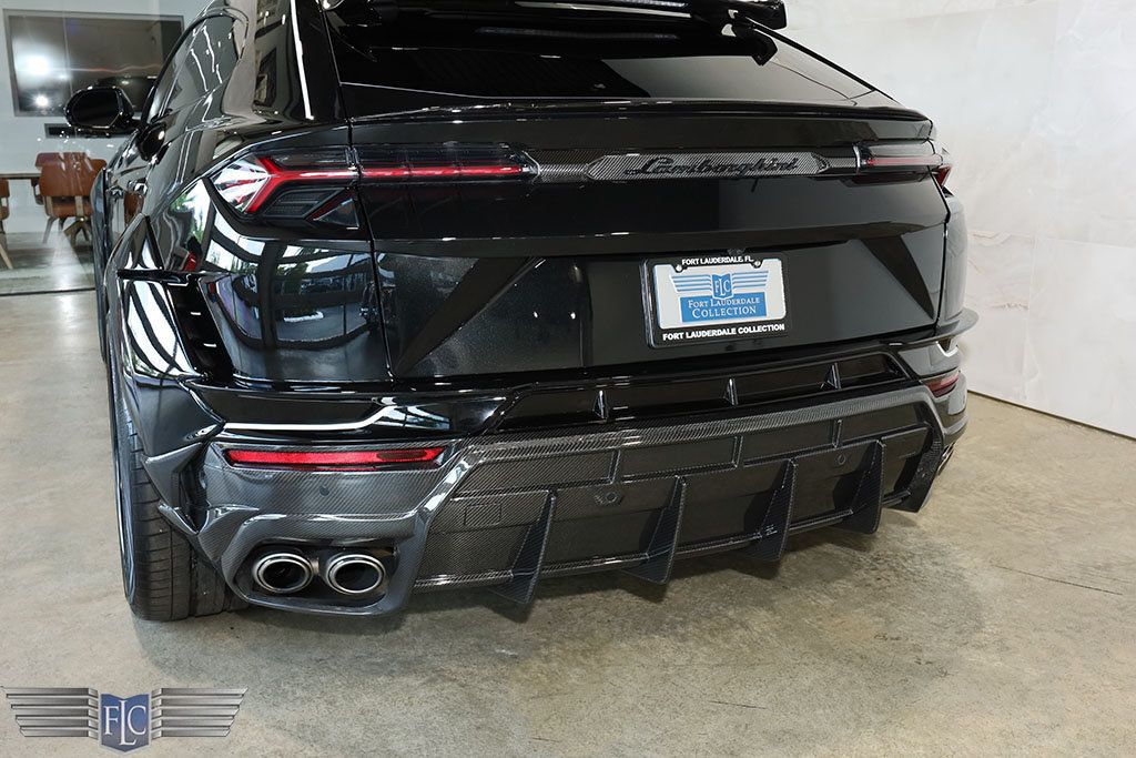 2023 Lamborghini Urus Performante AWD Essenza SCV12 - 22954782 - 13