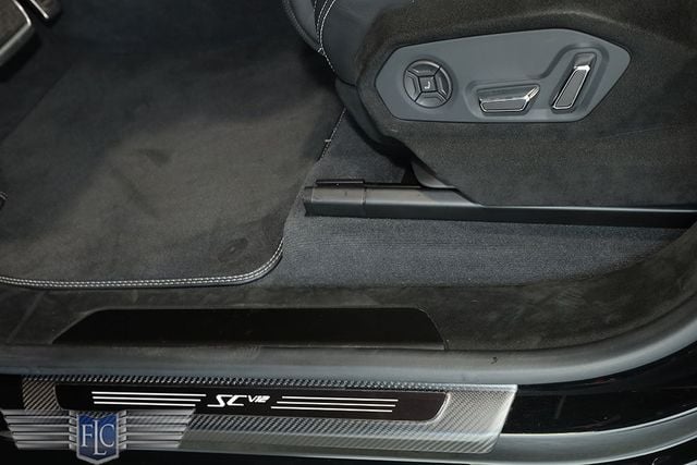 2023 Lamborghini Urus Performante AWD Essenza SCV12 - 22954782 - 17