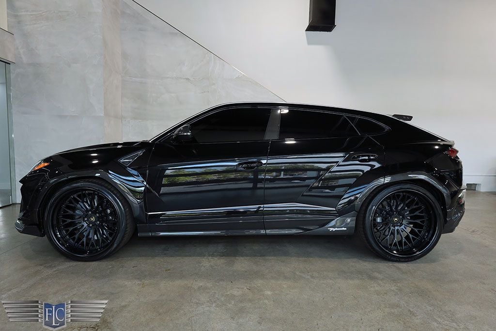 2023 Lamborghini Urus Performante AWD Essenza SCV12 - 22954782 - 1