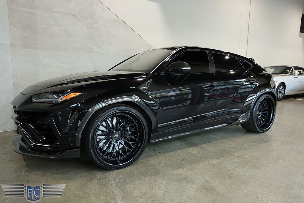 2023 Lamborghini Urus Performante AWD Essenza SCV12 - 22954782 - 3