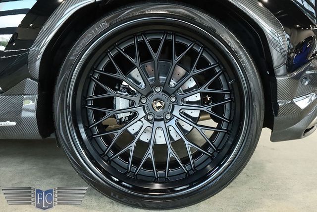 2023 Lamborghini Urus Performante AWD Essenza SCV12 - 22954782 - 45