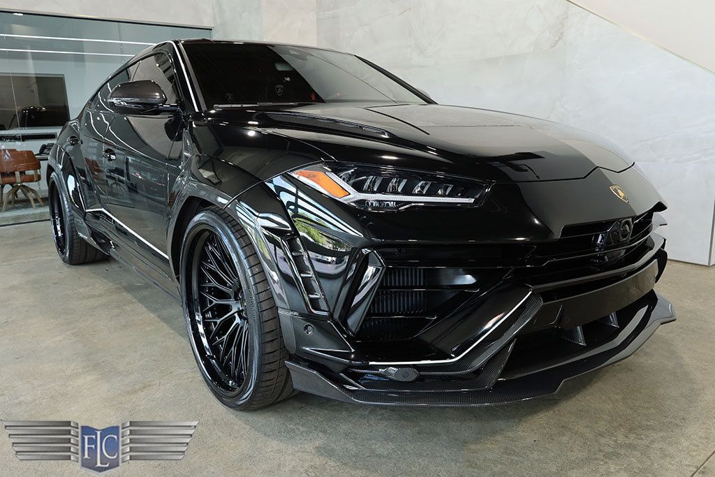 2023 Lamborghini Urus Performante AWD Essenza SCV12 - 22954782 - 8