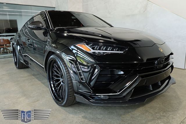2023 Lamborghini Urus Performante AWD Essenza SCV12 - 22954782 - 8