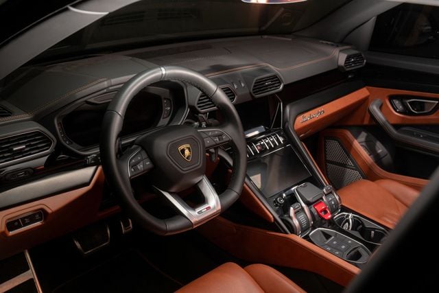2023 Lamborghini Urus S AWD - 23100351 - 8