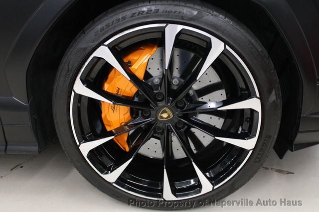 2023 Lamborghini Urus S AWD - 22921617 - 10