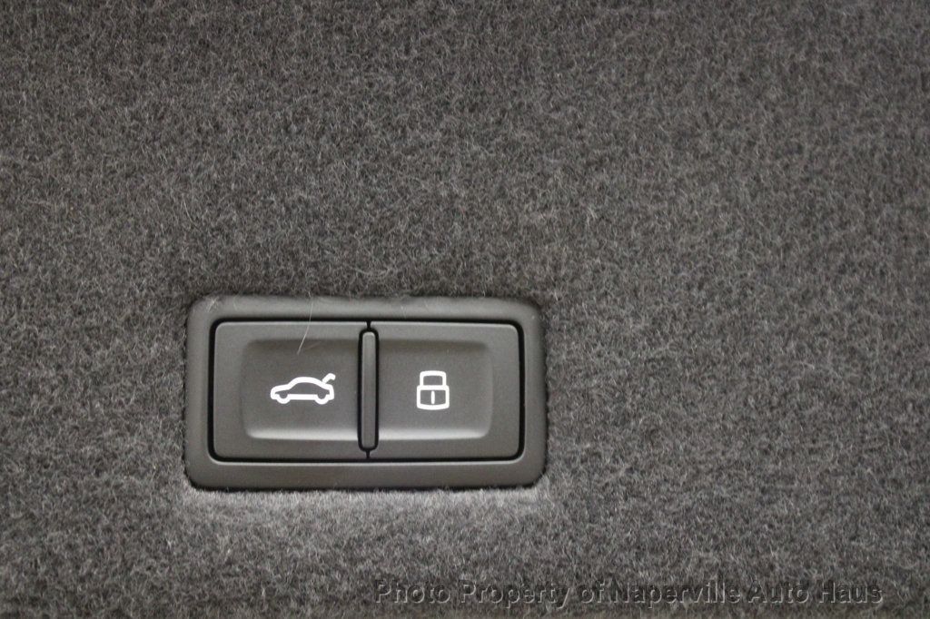 2023 LAMBORGHINI URUS - Image 46