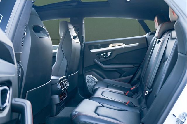 2023 Lamborghini Urus S AWD - 23006979 - 22