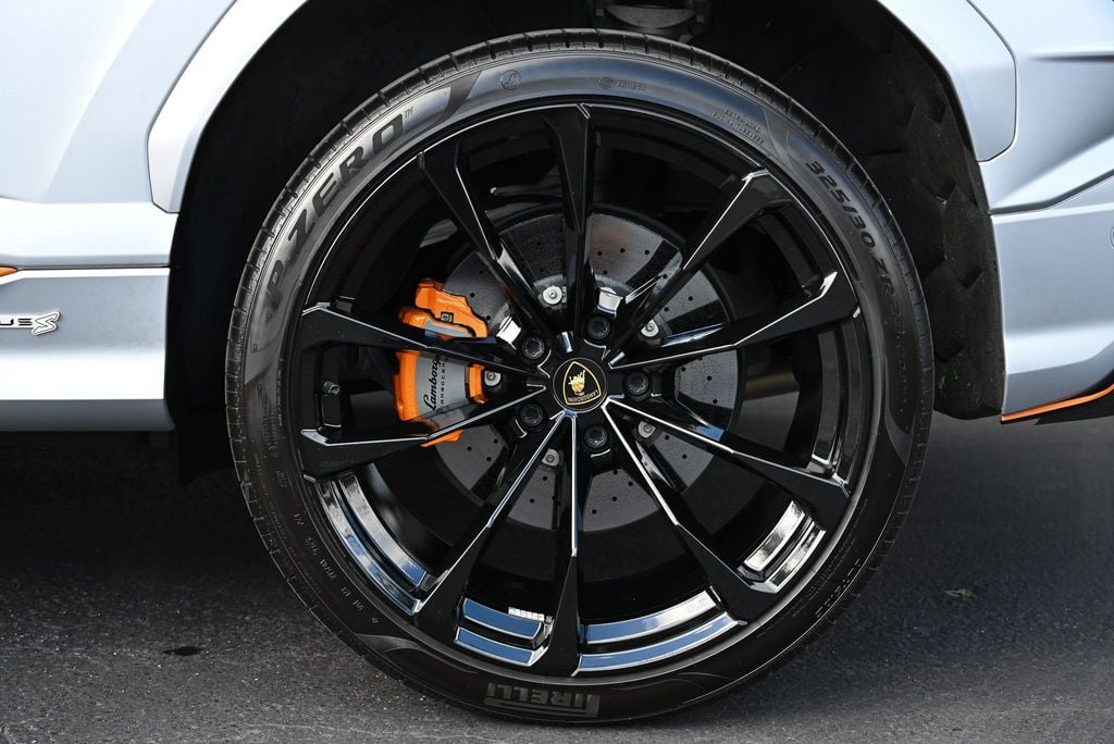 2023 Lamborghini Urus S AWD - 22962906 - 9