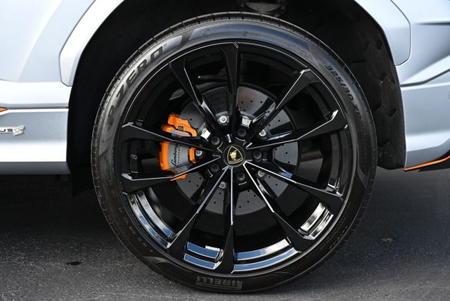 2023 Lamborghini Urus S AWD - 22962906 - 9