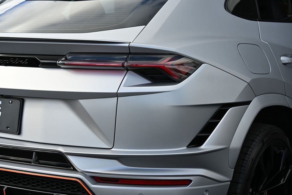 2023 Lamborghini Urus S AWD - 22962906 - 13