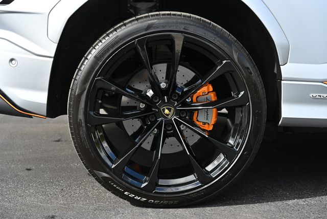 2023 Lamborghini Urus S AWD - 22962906 - 16