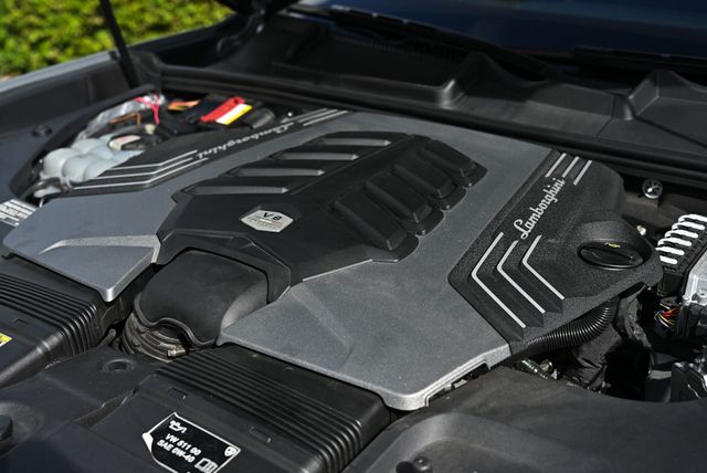2023 Lamborghini Urus S AWD - 22962906 - 21