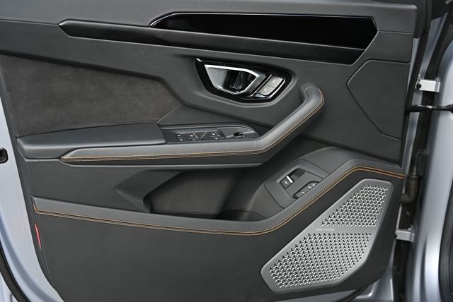 2023 Lamborghini Urus S AWD - 22962906 - 25