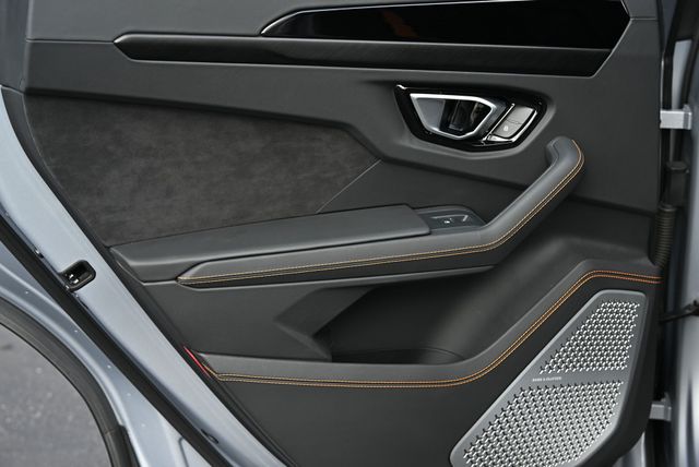 2023 Lamborghini Urus S AWD - 22962906 - 36