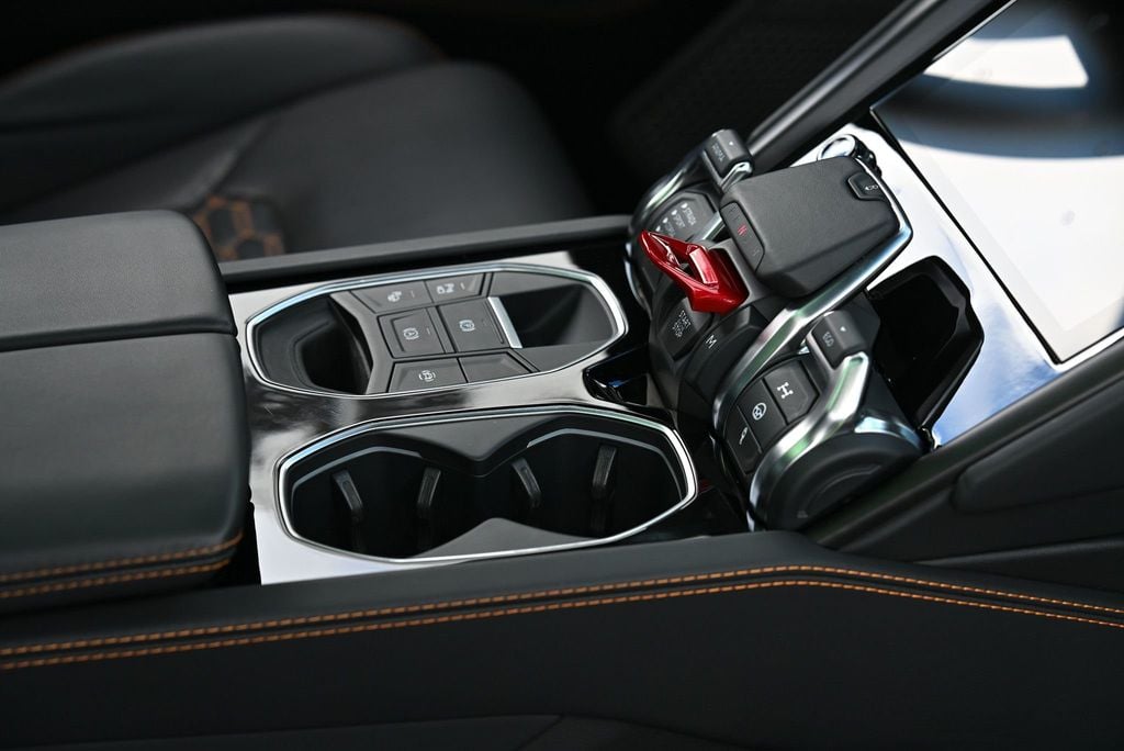 2023 Lamborghini Urus S AWD - 22962906 - 46