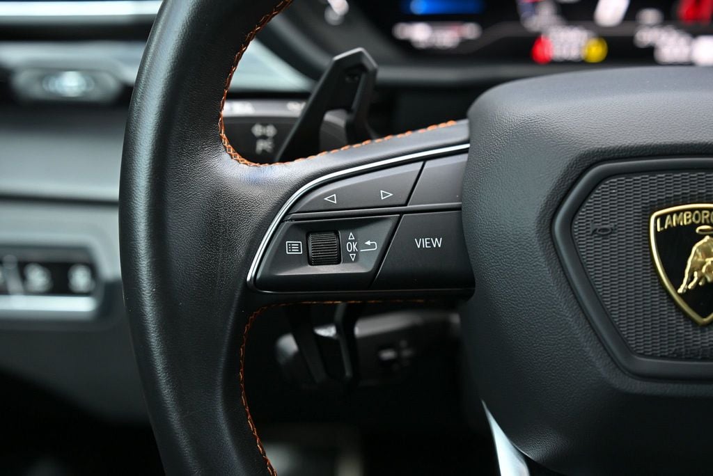 2023 Lamborghini Urus S AWD - 22962906 - 48