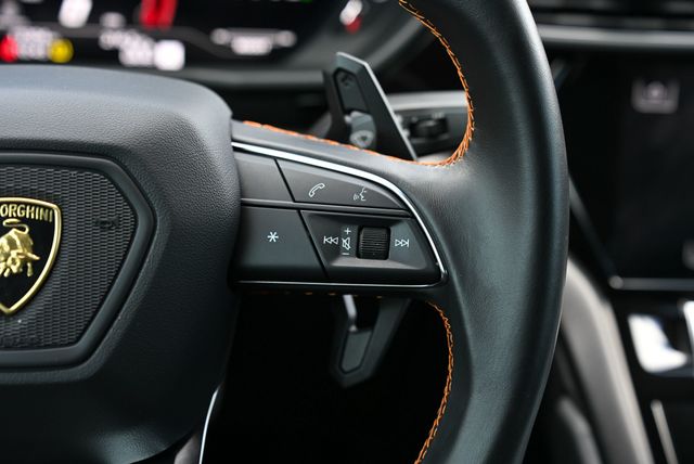 2023 Lamborghini Urus S AWD - 22962906 - 49