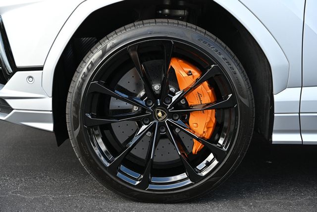 2023 Lamborghini Urus S AWD - 22962906 - 8