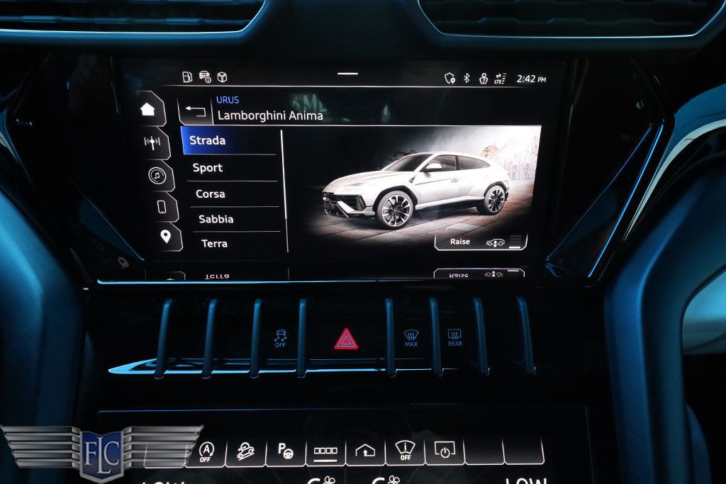 2023 Lamborghini Urus S AWD - 23068290 - 32