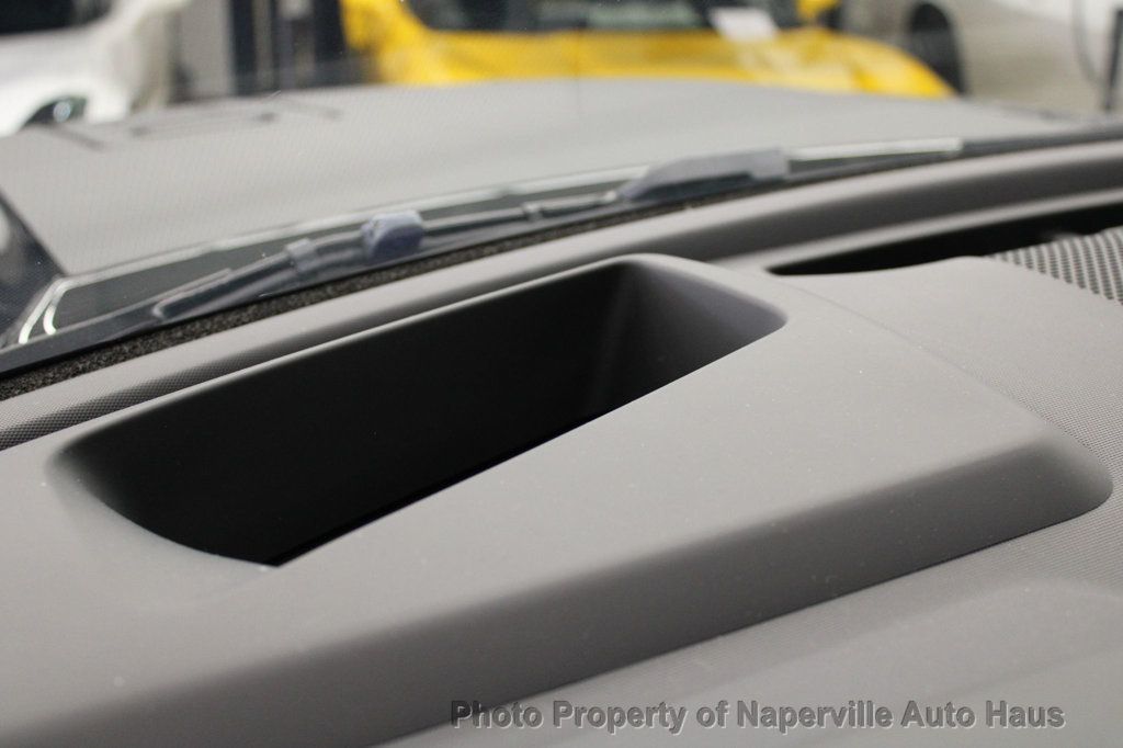 2023 LAND ROVER DEFENDER - Image 17