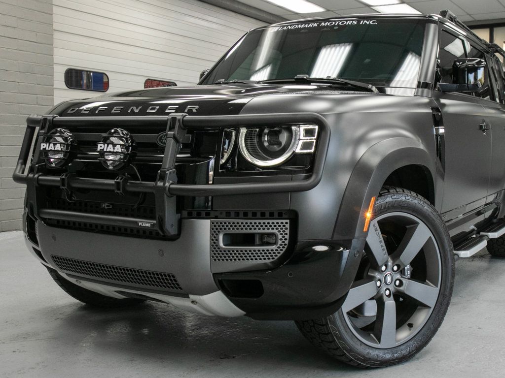Land Rover Defender photo 13