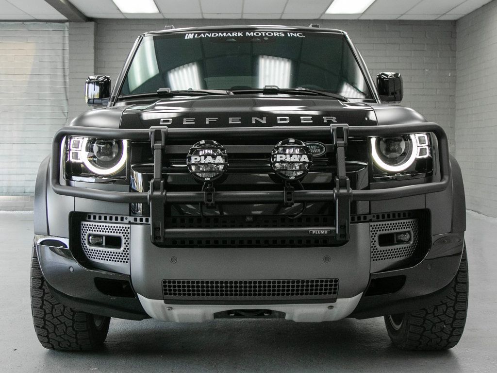 Land Rover Defender photo 5