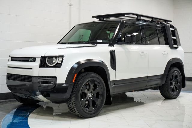 2023 Land Rover Defender 110 S photo 2
