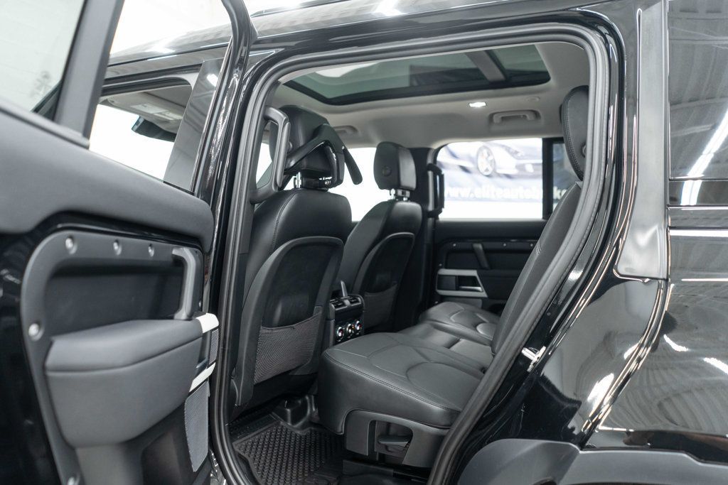 2023 Land Rover Defender 110 S photo 15