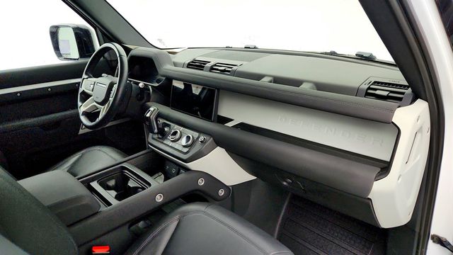 2023 Land Rover Defender 110 S AWD - 22971833 - 25