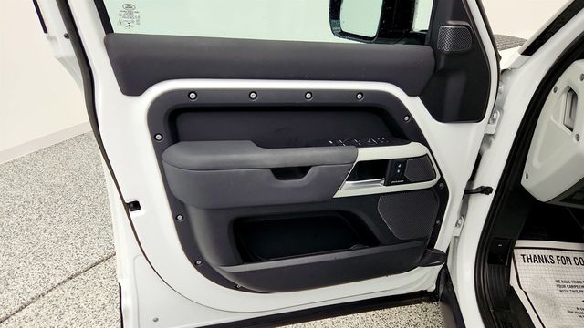 2023 Land Rover Defender 110 S AWD with Air Suspension + Comfort & Convenience Packs - 22971833 - 9