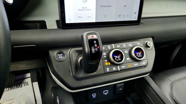 2023 Land Rover Defender 110 S AWD with Air Suspension + Comfort & Convenience Packs - 22971833 - 16