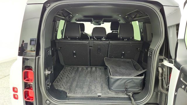 2023 Land Rover Defender 110 S AWD with Air Suspension + Comfort & Convenience Packs - 22971833 - 22
