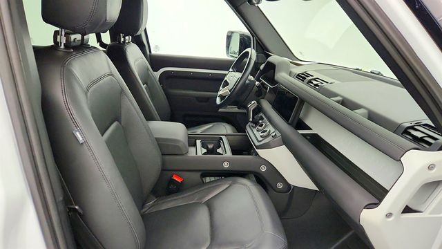 2023 Land Rover Defender 110 S AWD with Air Suspension + Comfort & Convenience Packs - 22971833 - 24