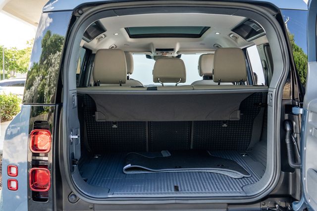 2023 Land Rover Defender 110 SE AWD - 22922991 - 23