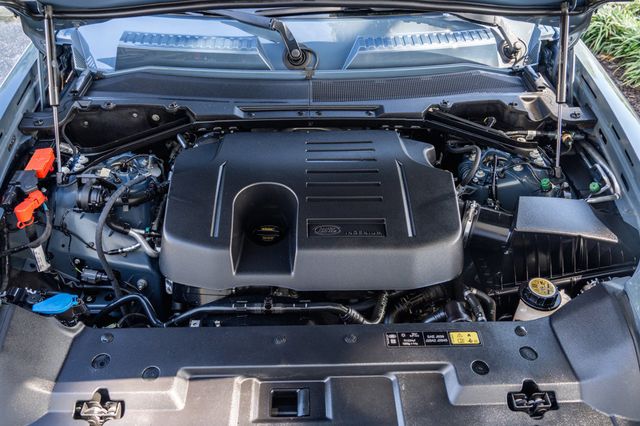 2023 Land Rover Defender 110 SE AWD - 22922991 - 30