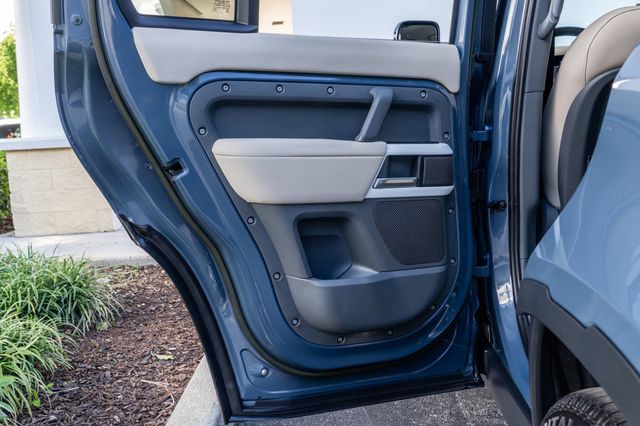 2023 Land Rover Defender 110 SE AWD - 22922991 - 33