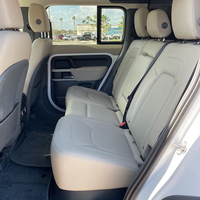 2023 Land Rover Defender 110-SE/PanoramicSunroof/BlindSpotMonitor/360Camera/NAV - 22951247 - 10